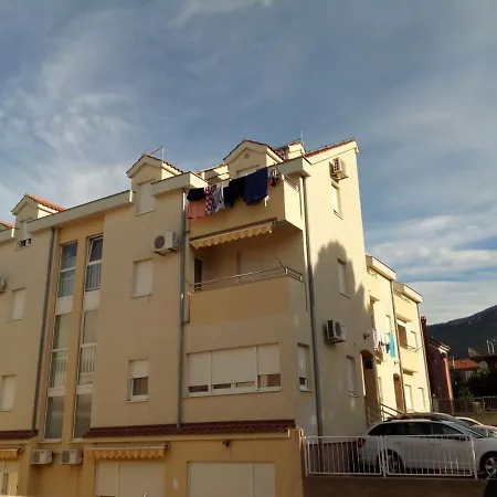 Bambino Kaštela